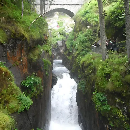 Gentiane - Grust, Vue Panoramique * Grust